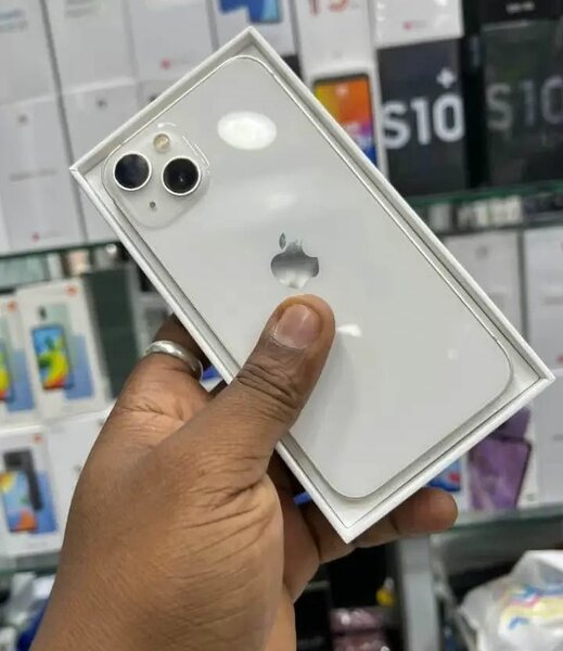 iPhone 13 Blanc Neuf