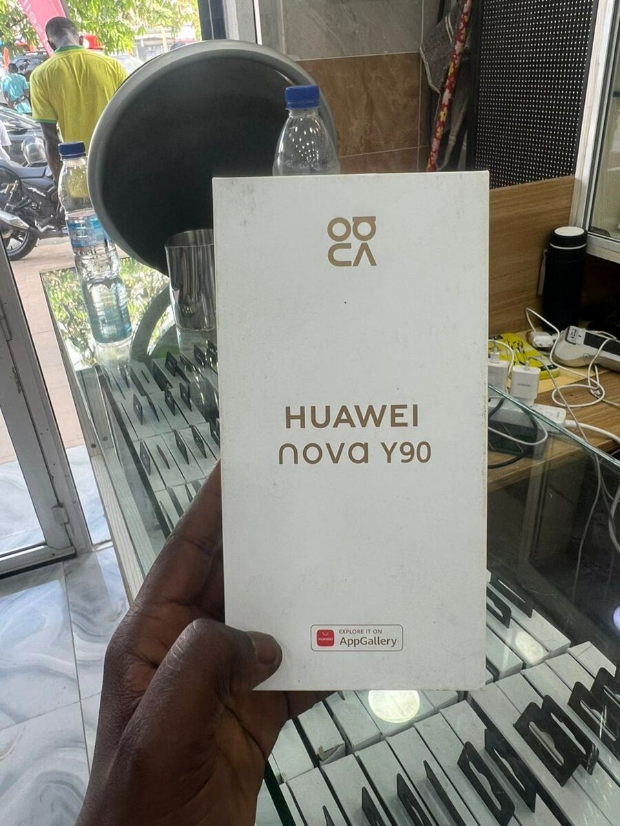 Huawei Nova Y90 Smartphone
