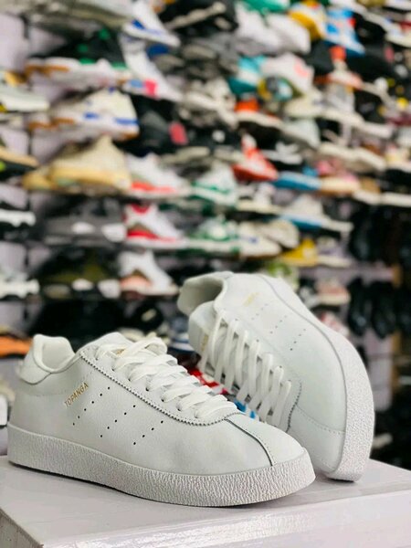 ORIGINAL ADIDAS TOPANGA