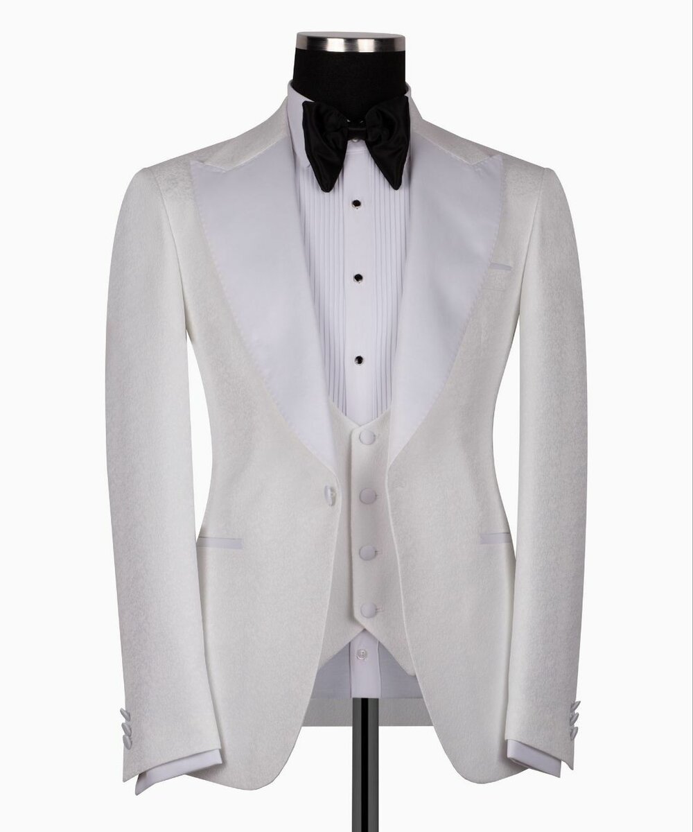 Luxury Off-white Wedding Tuxedo