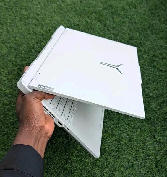 Laptop Lenovo Gaming 15"