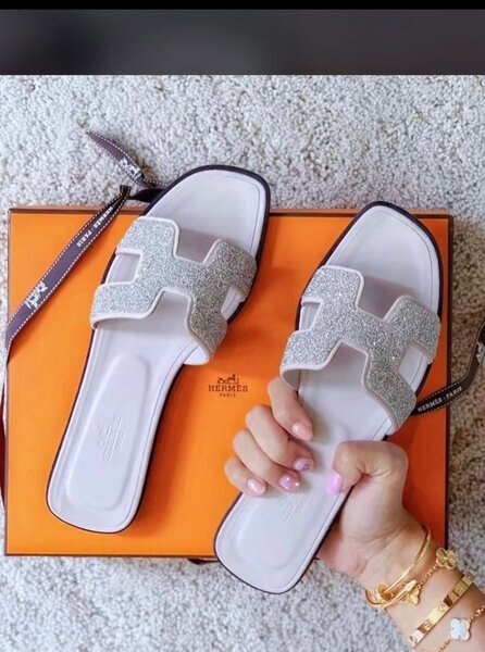Hermes Slippers