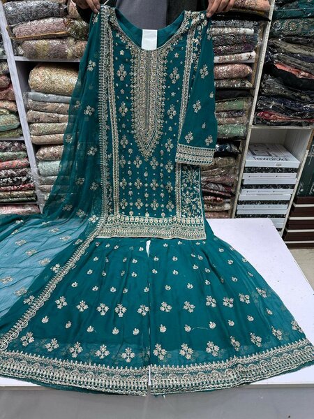 Embroidery suit