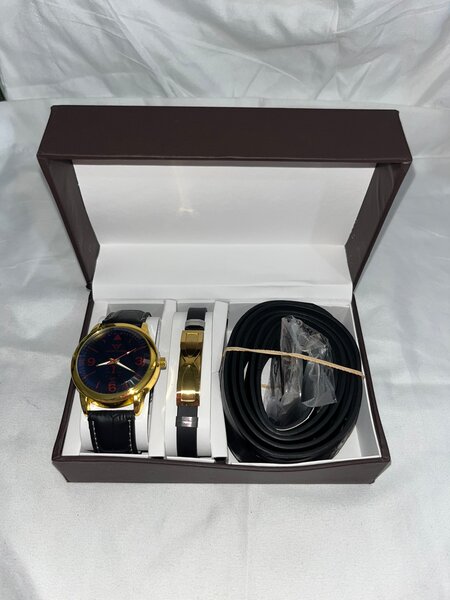 Coffret montre élégante homme