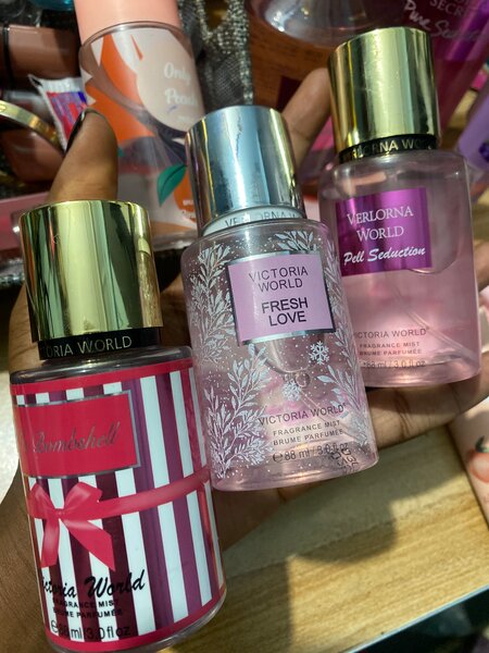 Brume Corps Victoria World