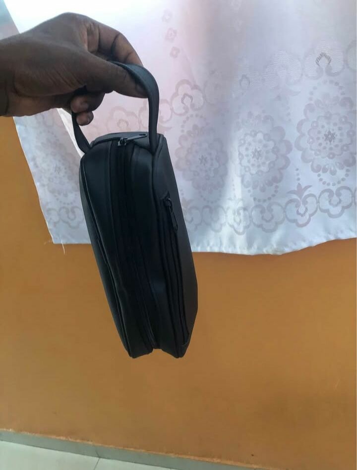 Trousse de toilette homme élégante