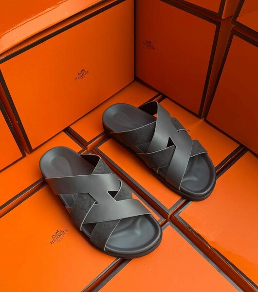 Sandales en cuir luxueuses