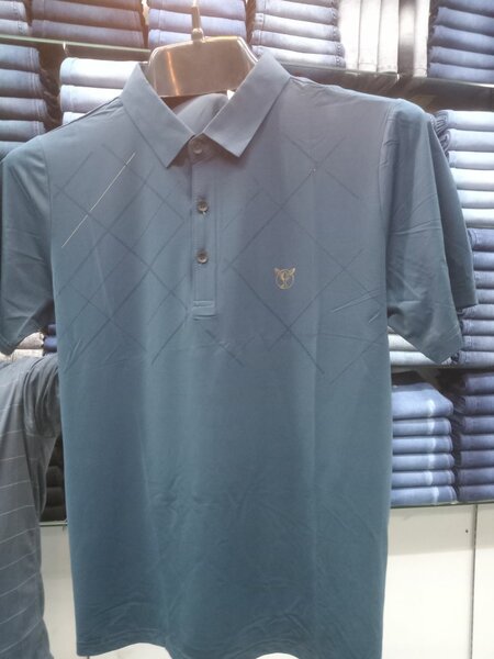 Chinia t shirt