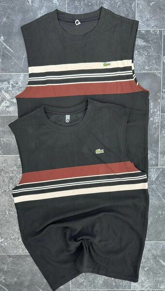 Débardeurs camouflage et rayés