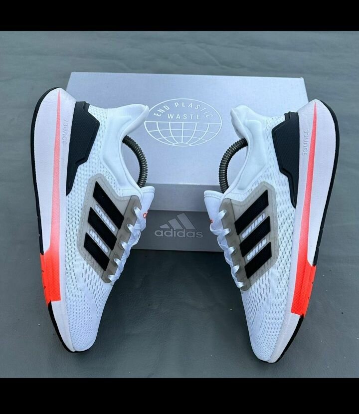 Chaussures de Course Modernes