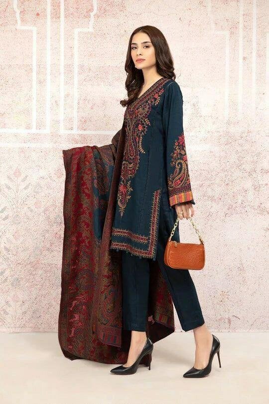 3Pcs Woman Unstitched Embroidered Suit