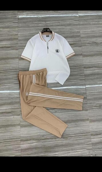 Ensemble de sport élégant