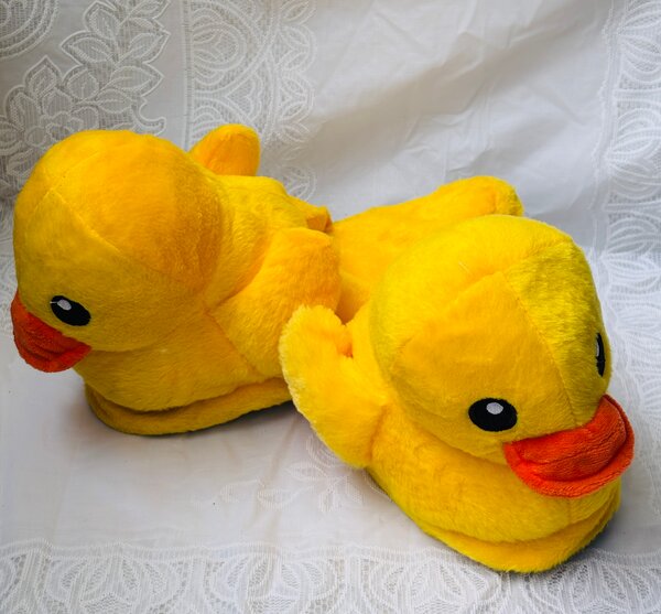 Chaussons animaux en peluche