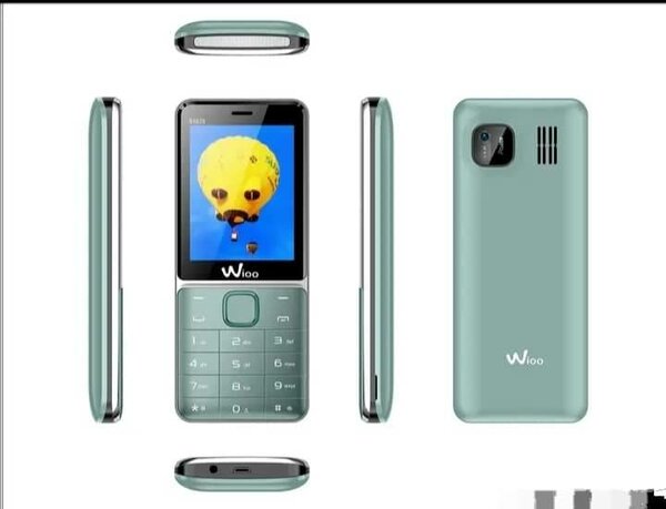 Small buttoned phones