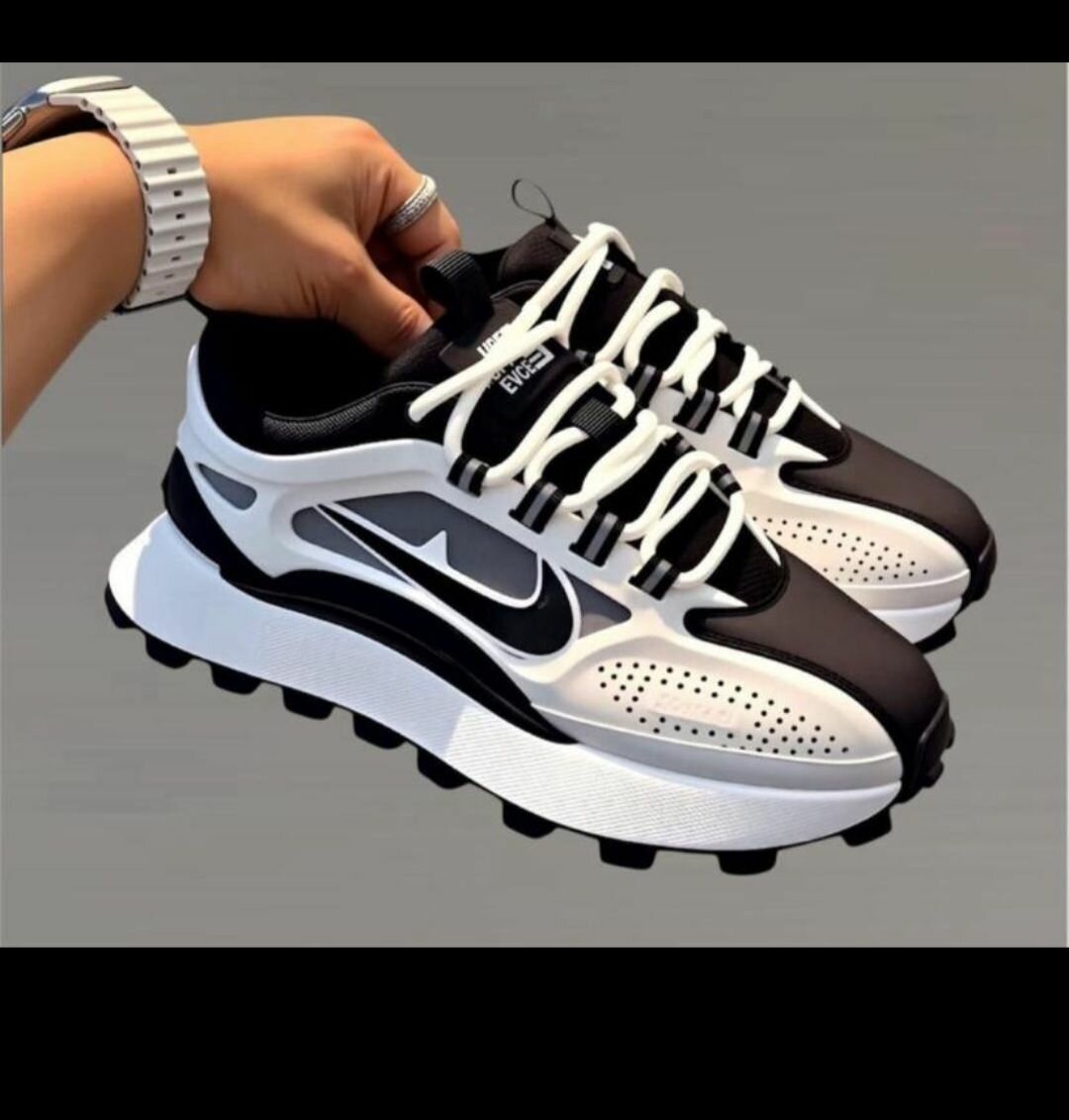 Baskets tendance noires et blanches