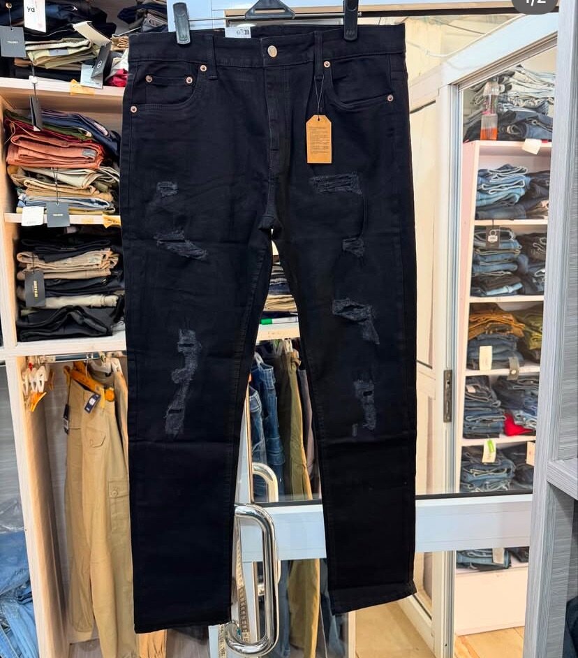 Levi's Black Jeans