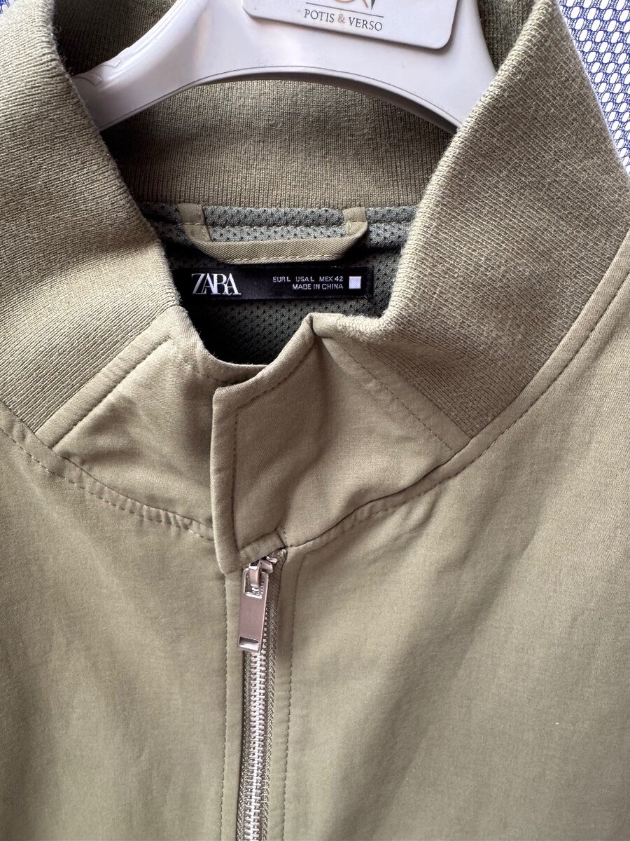 Весенний бомбер от ZARA