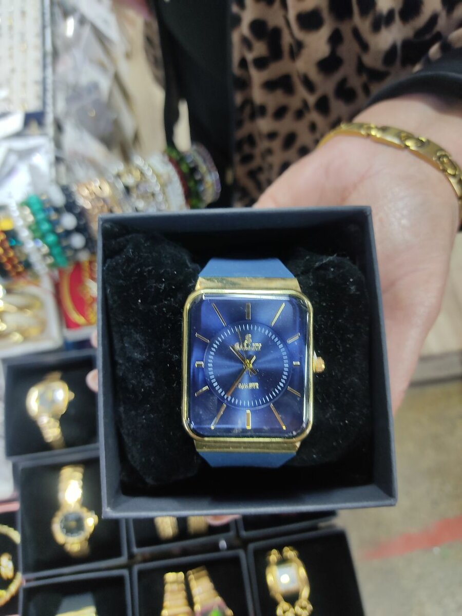 Часы келакси