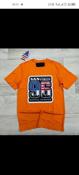 T-shirts graphiques tendance