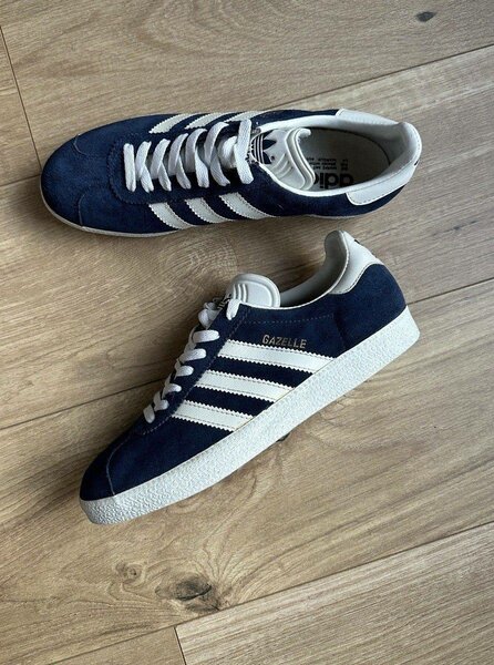 Chaussures Adidas