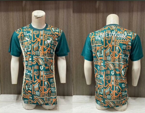 T-shirt Graphique Moderne