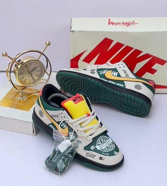 Nike Sneakers Streetwear Mode