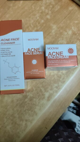 Soin Visage Anti-Acné MOOYAM