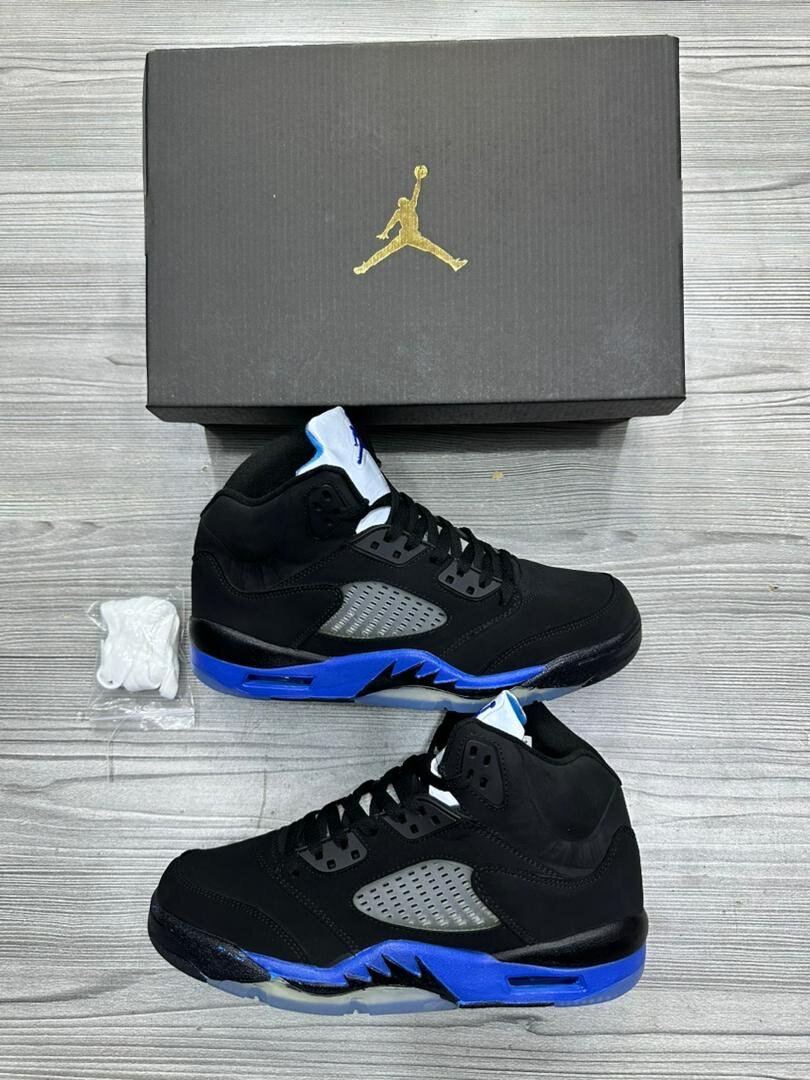 AIR JORDAN SNEAKER