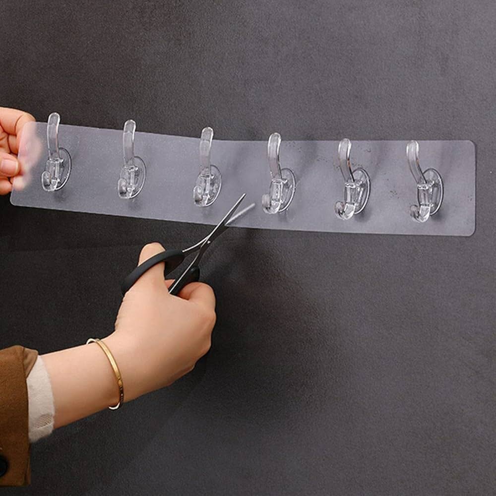 Accroche mural adhésif