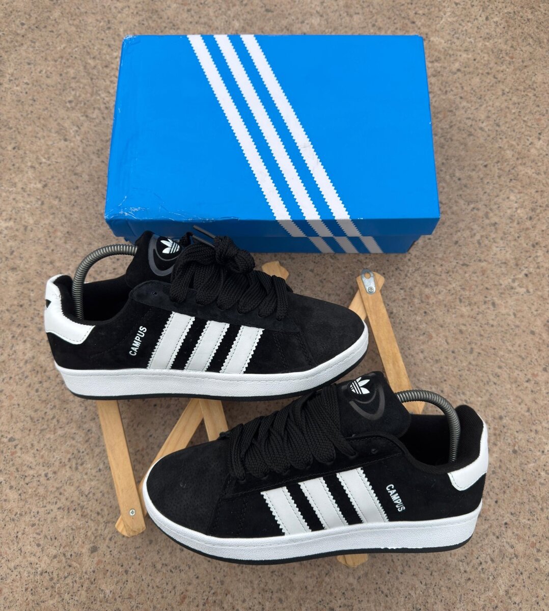 Adidas campus