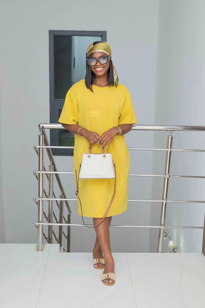 Robe droite élégante