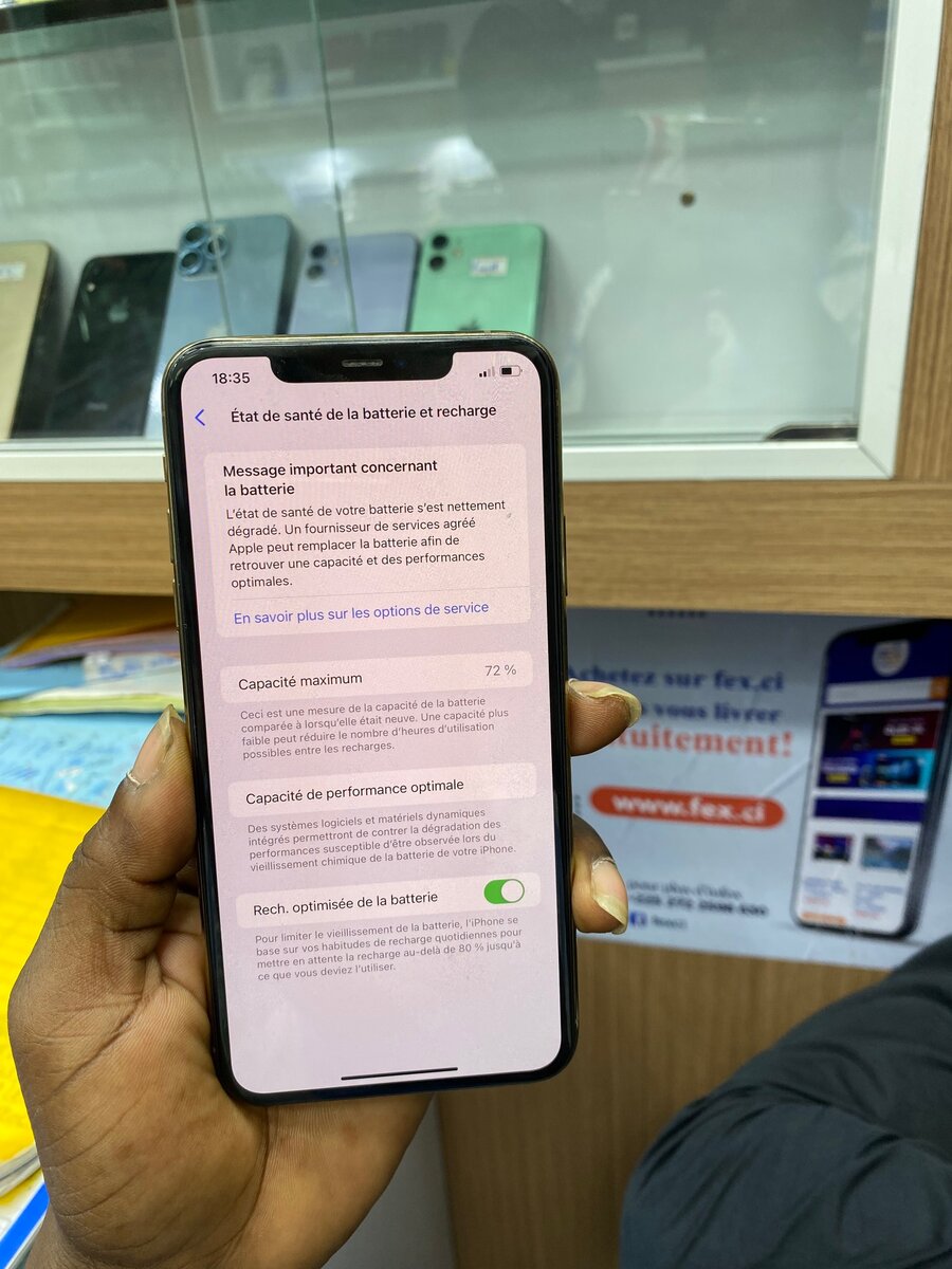 11 pro Max 64Go disponible