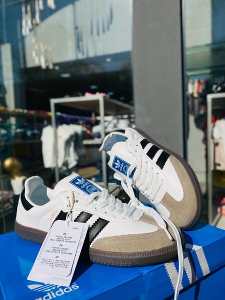 ADIDAS SAMBA
