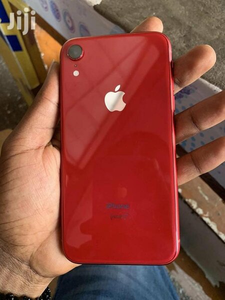 iPhone XR