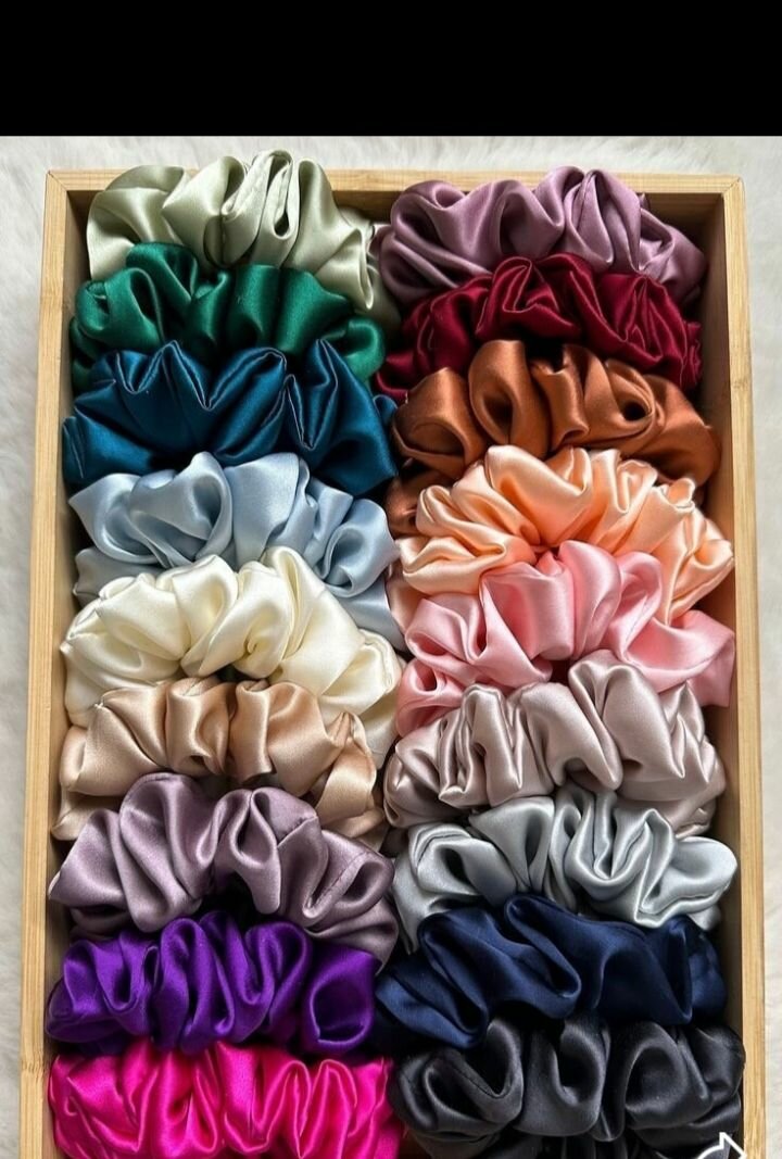 Chouchous en satin multicolores