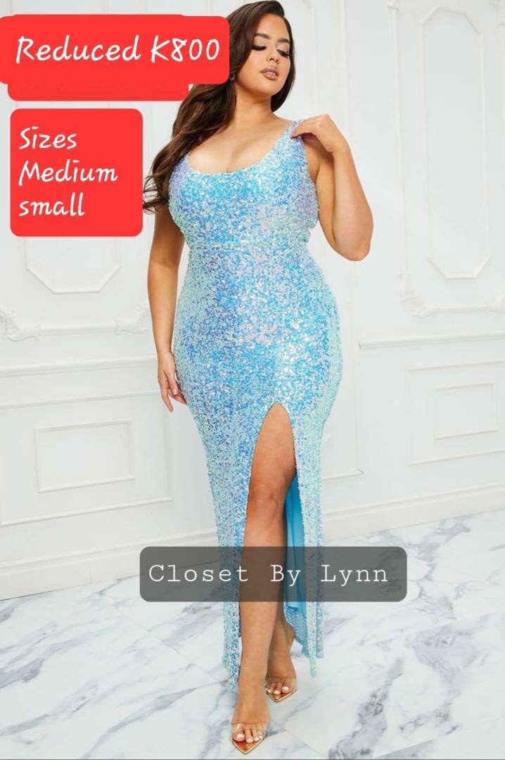 blue dress