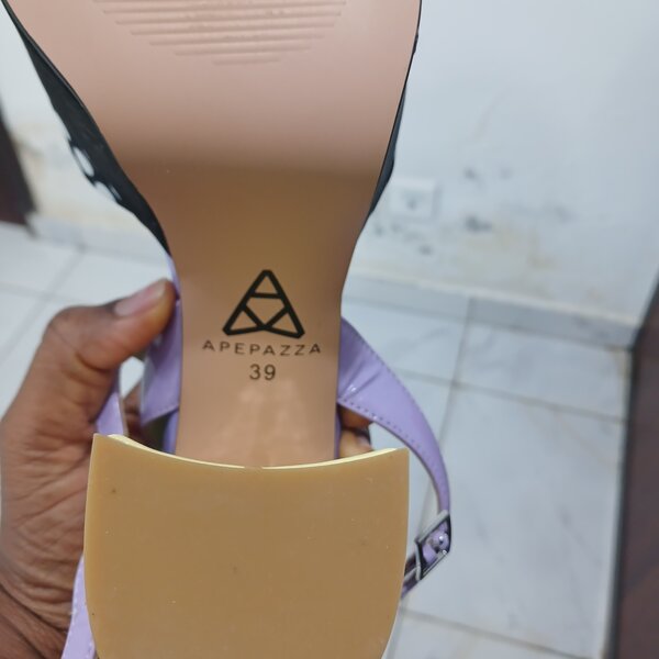 Sandales Apepazza à talons élégants