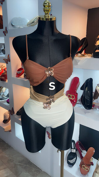 Maillots de bain élégants femme