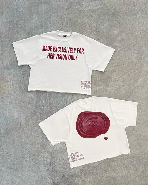 T-shirt graphique tendance