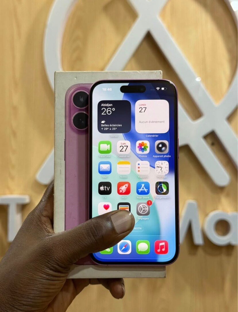 iPhone 15 Rose - 128 Go