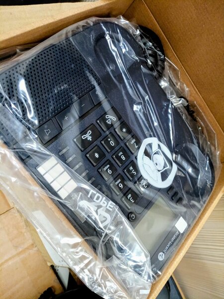 POSTE FIXE ALCATEL 8018 IP