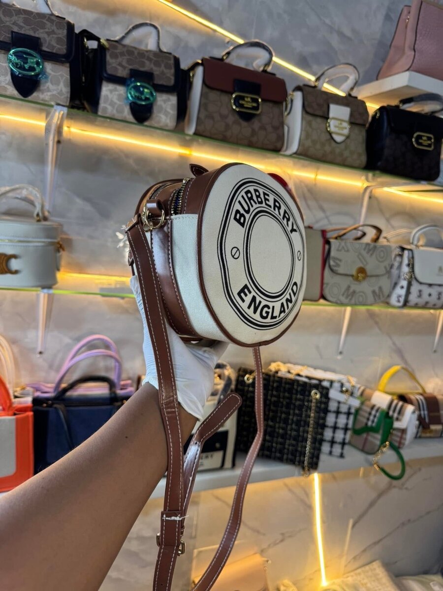 Sac bandoulière rond élégant