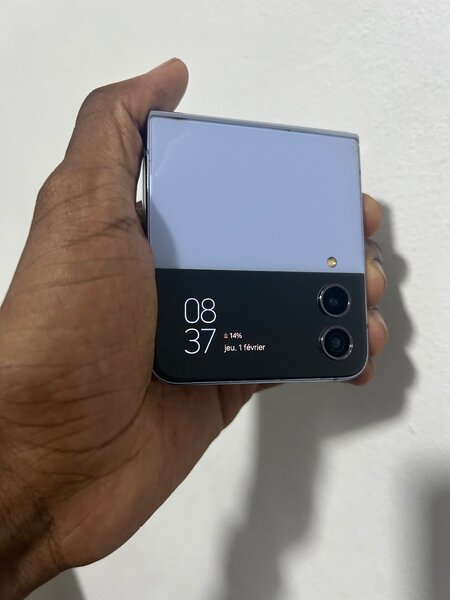 Samsung Z-Flip 4