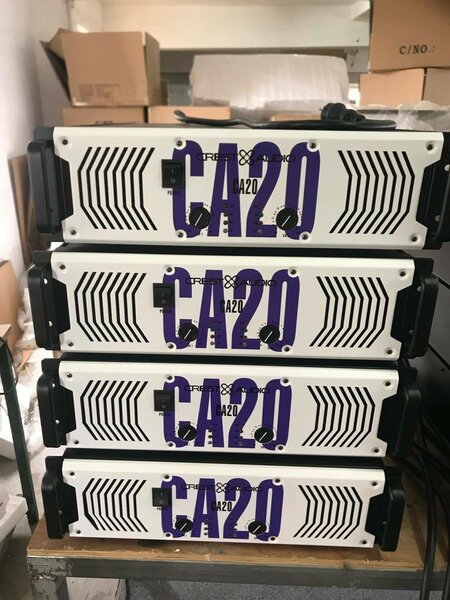 Ampli Crest Audio CA20