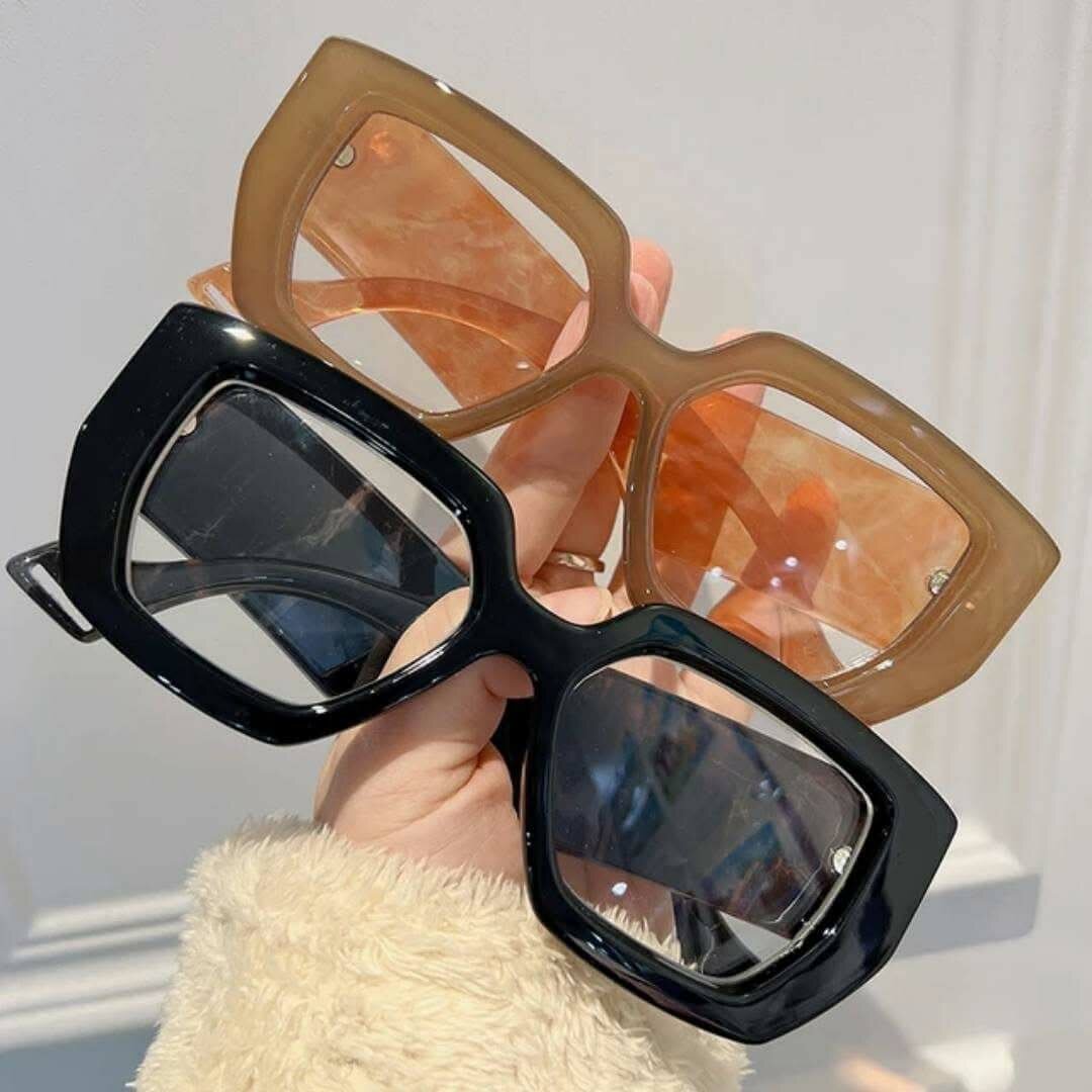 Lunettes de soleil carrées chic