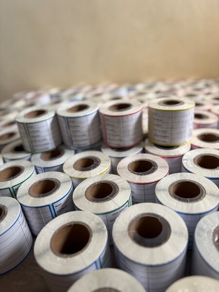 Étiquettes adhésives livraison