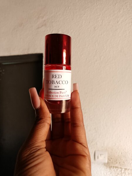 Essence de parfum non dilué