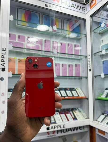 iPhone 13 simple 256Go