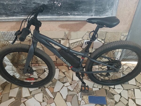 VTT robuste pour aventure