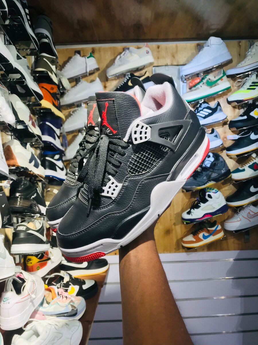 Jordan 4